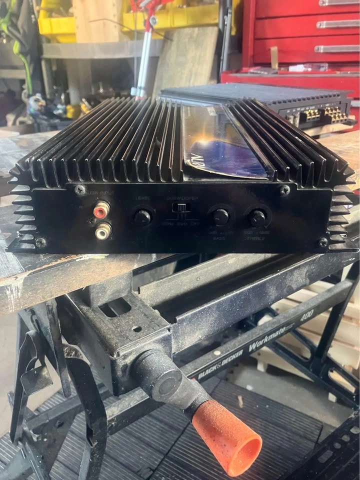 Car audio amplifier - photo 2