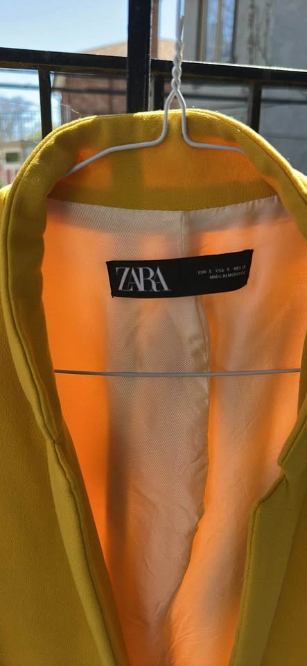 Zara mustard blazer size SMALL - photo 2