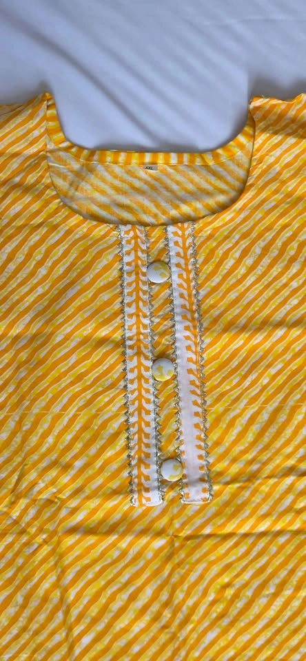 4-Piece Yellow Leheriya Kurta Set with Dupatta and Shoes - photo 5