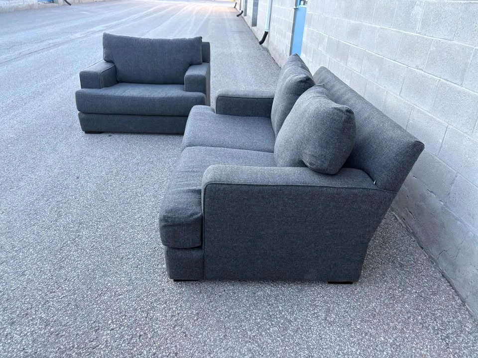 Dark Grey 2 Piece Sofa Set - Free Delivery - Great Condition - photo 3
