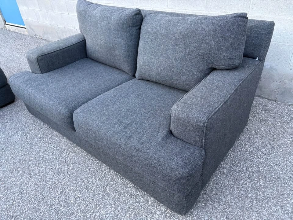 Dark Grey 2 Piece Sofa Set - Free Delivery - Great Condition - photo 4
