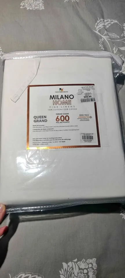 Queen Size Bedding Set thumbnail