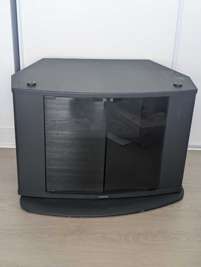 Toshiba TV Stand - photo 2