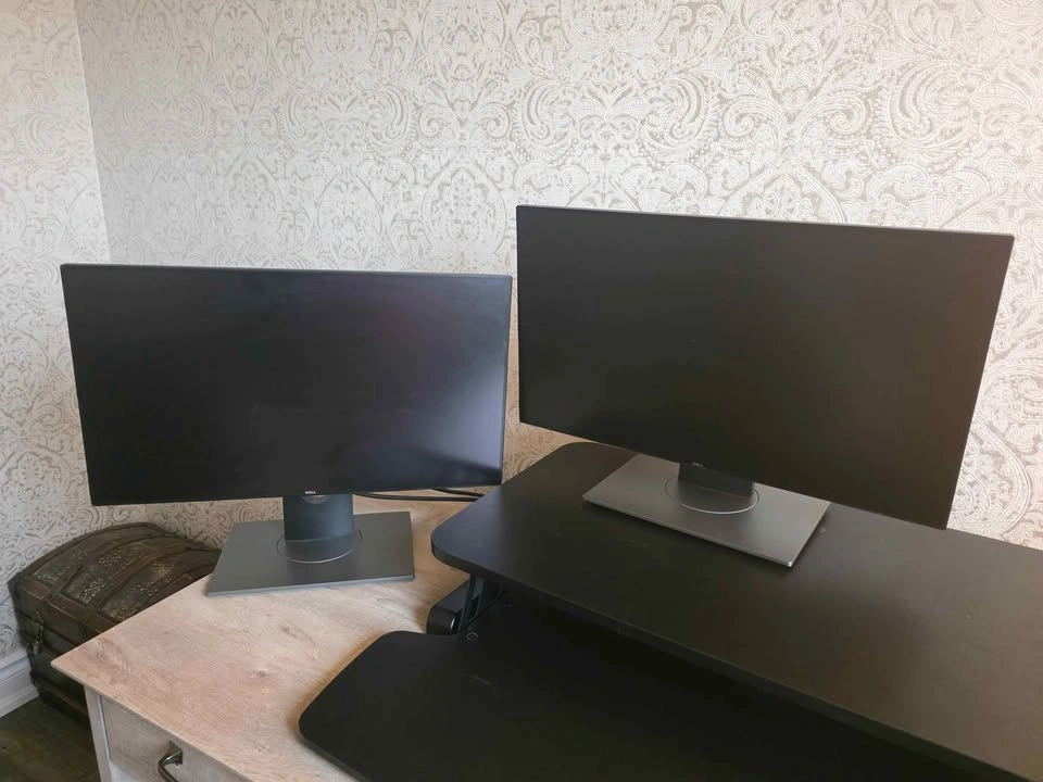 Dell UltraSharp 24 InfinityEdge Monitors - photo 4