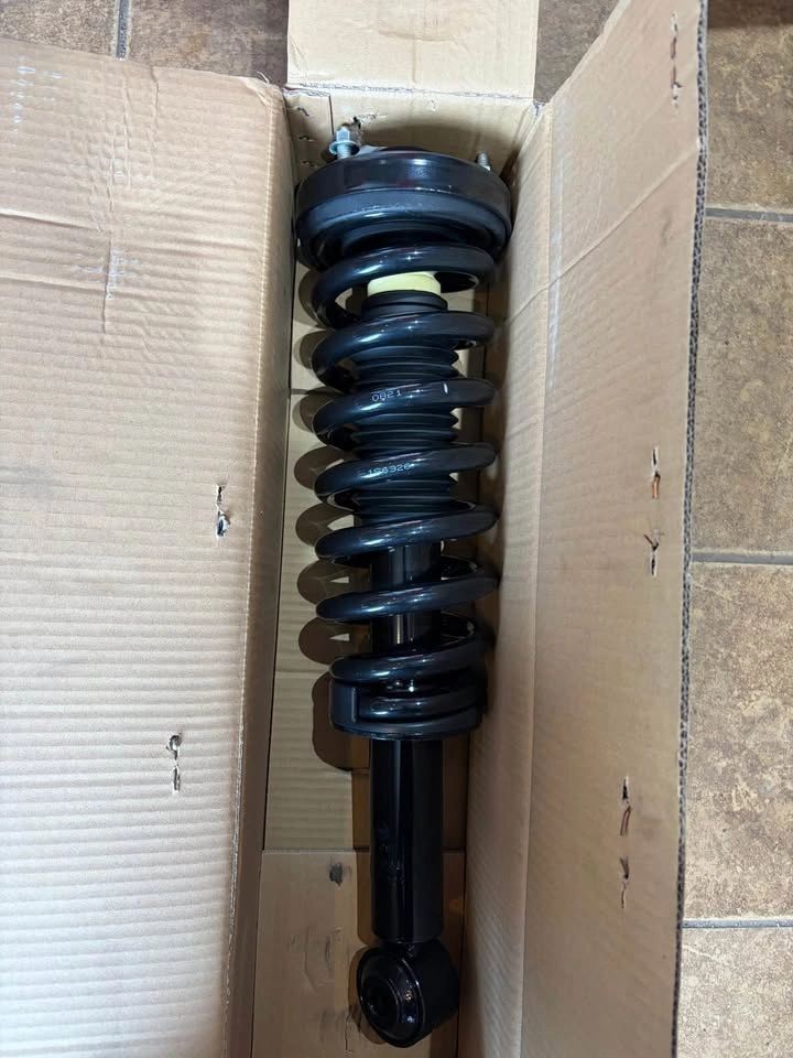 Brand New Front Strut Assembly 09-13 Ford F150 - photo 2