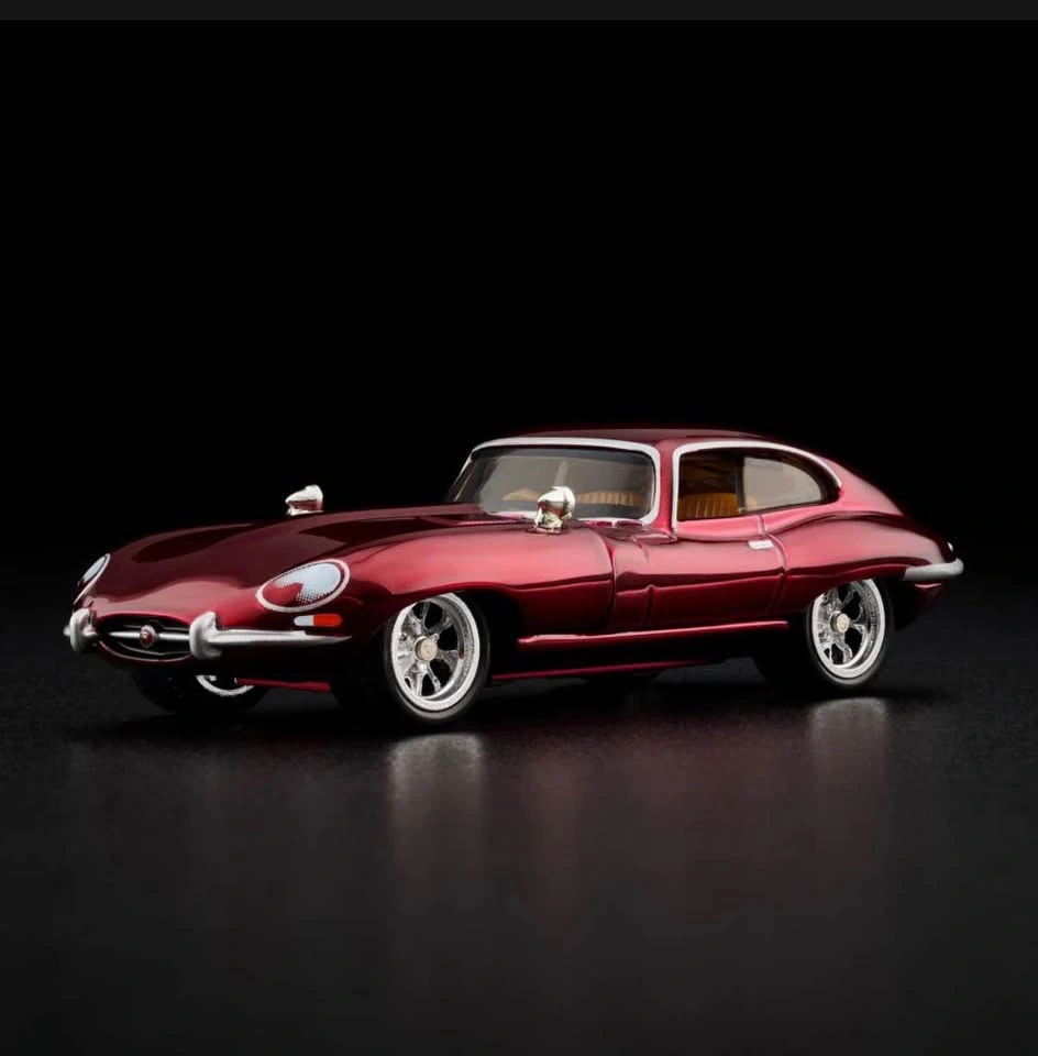 Hot Wheels RLC 1964 Jaguar E-Type - photo 2