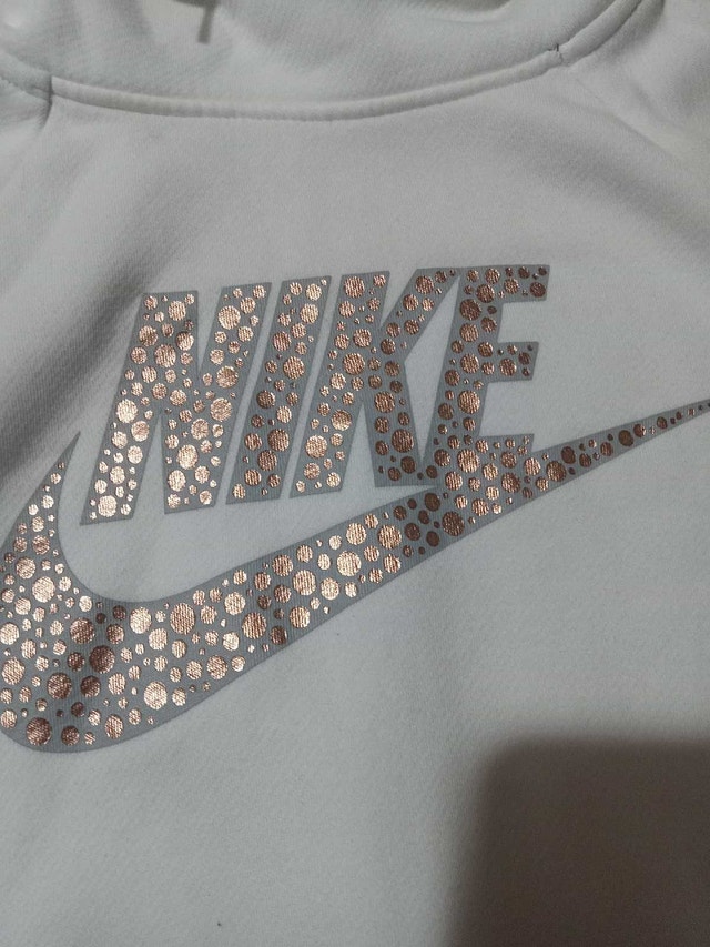 Women's Nike Sweater - Size Medium - photo 3