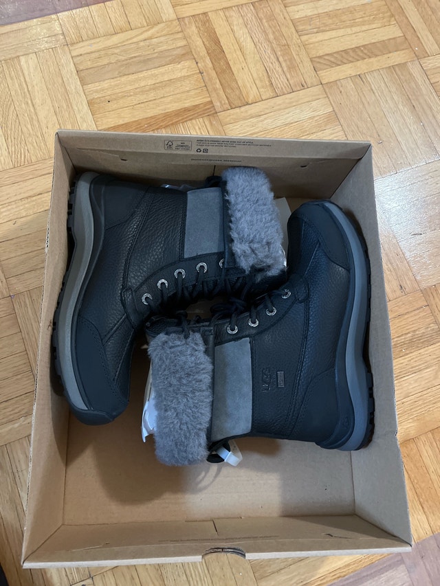 Size 6.5 - Uggs Adirondack Boot III