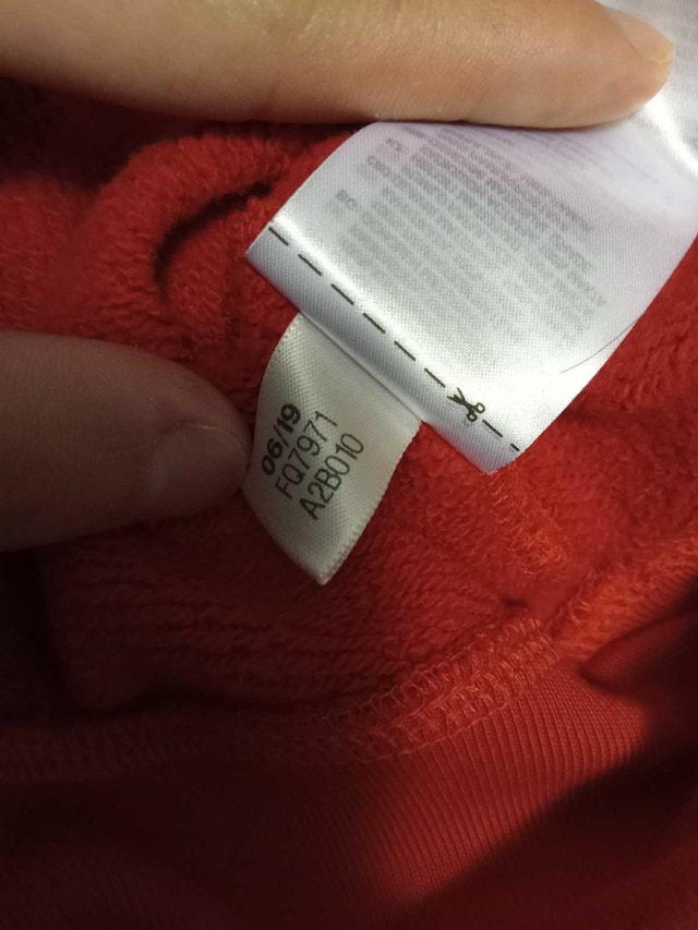 Size Medium - Adidas Hoodie - photo 4