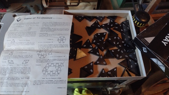 Vintage Pressman Tri-Ominos The Triangle Game