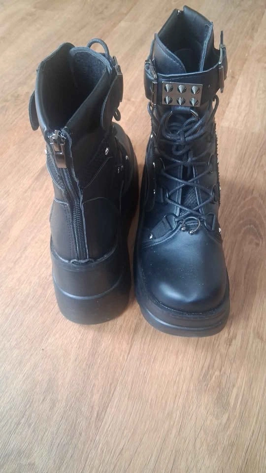 Platform Boots size 7.5 womens. - photo 2