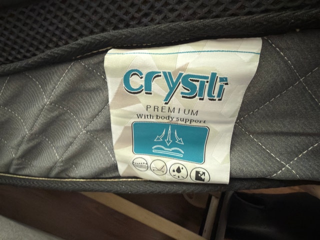 Queen Size Mattress - photo 3
