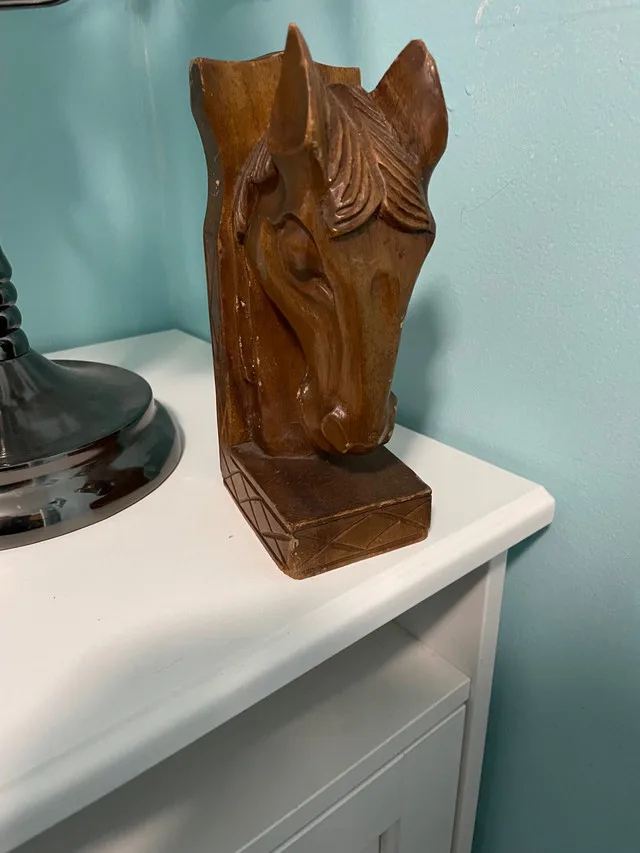 Horse book end thumbnail