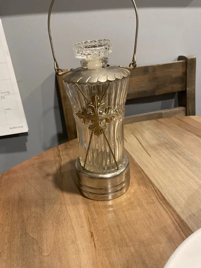 Musical vintage decanter thumbnail