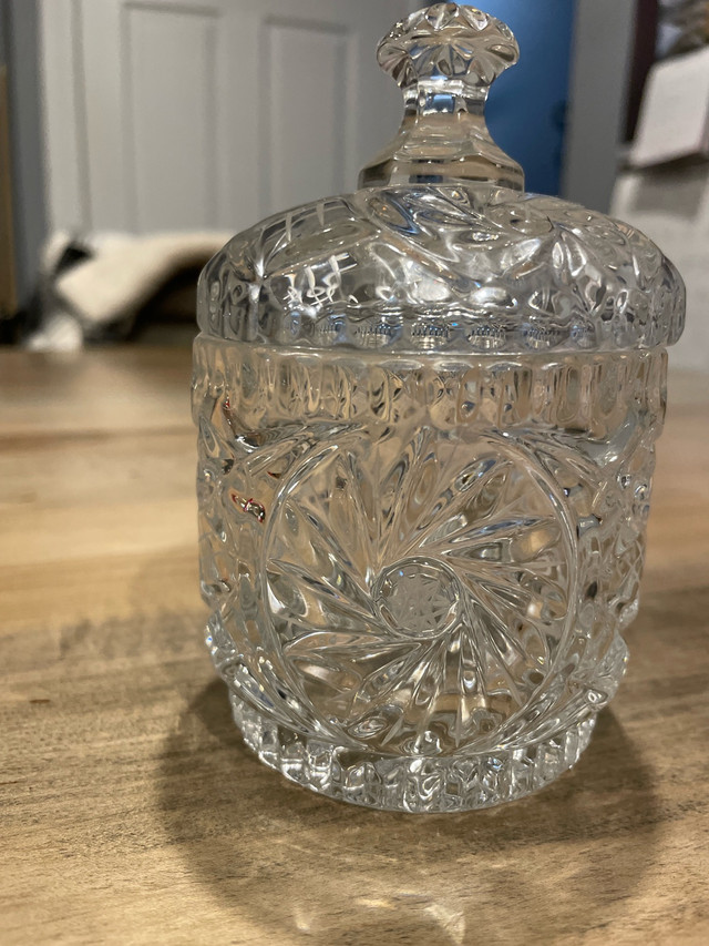 Crystal small jar