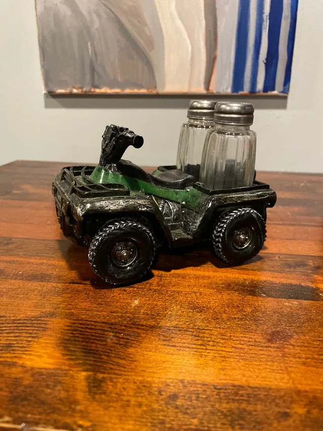Atv salt and pepper holder thumbnail