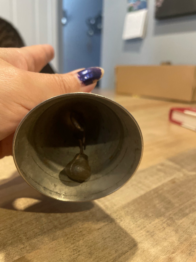Native American Figurine Bell - photo 2