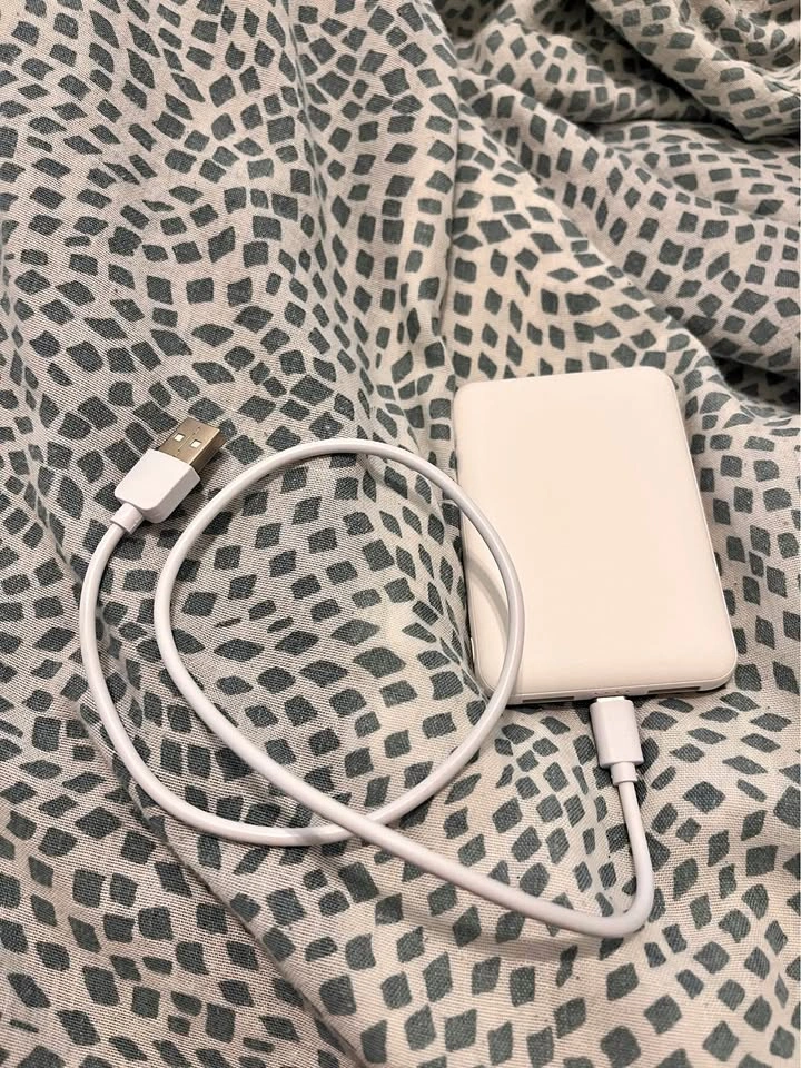Power bank / Portable charger