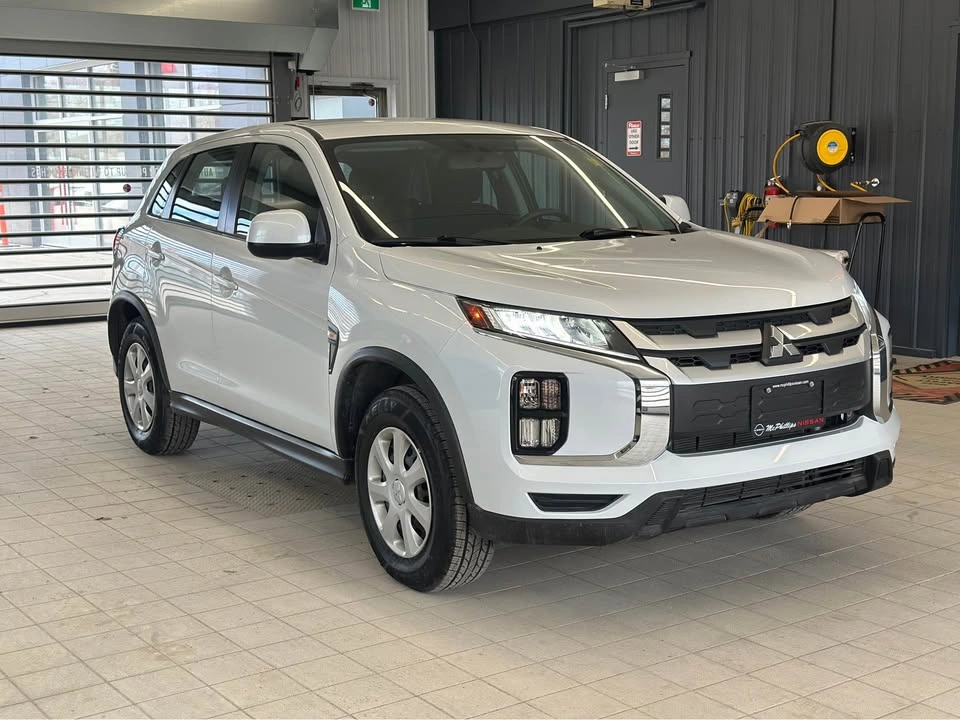 2023 Mitsubishi RVR ES AWC - photo 2
