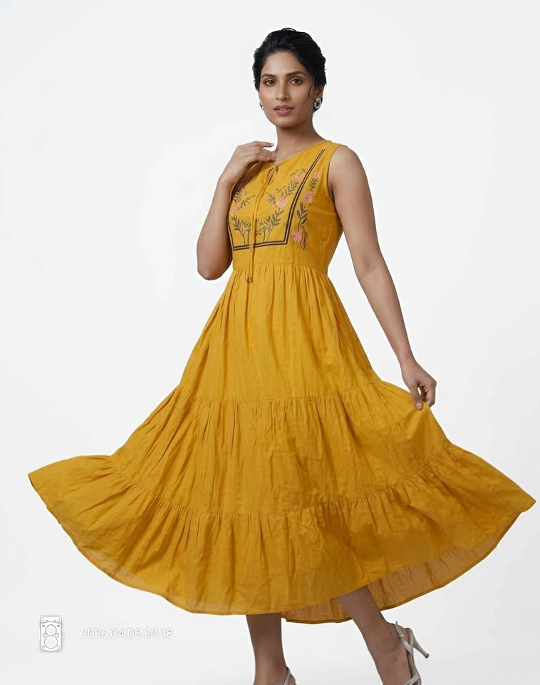 Elegant Printed Long Dress - Size M - photo 3