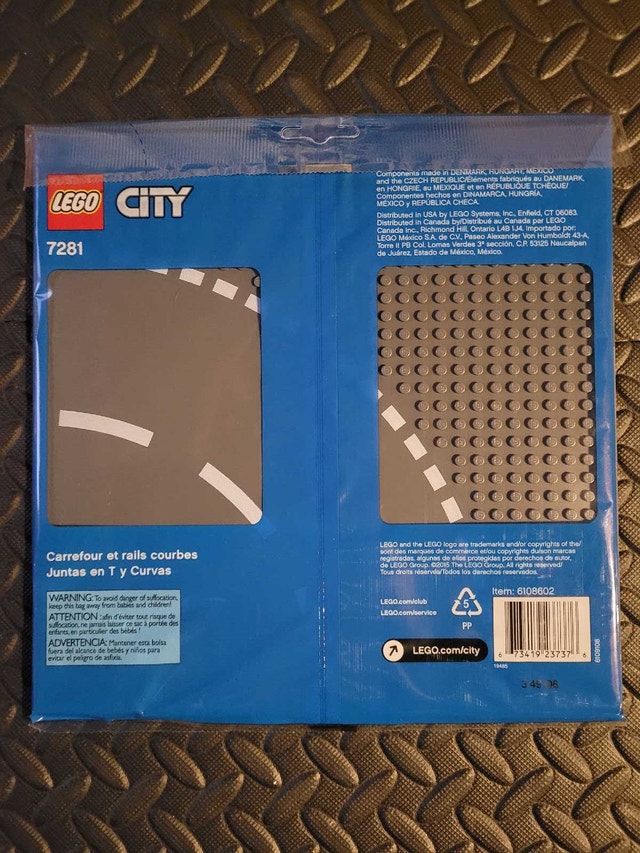 LEGO CITY 7281: T-Junction & Curve (Road Plates) Sealed & RARE - photo 2