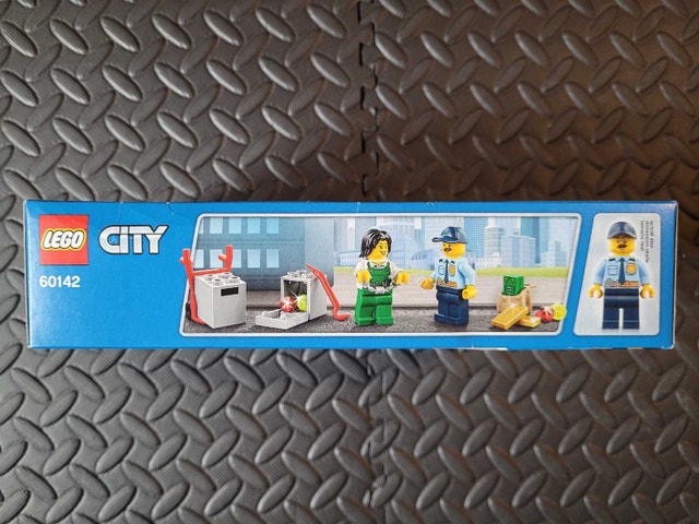 LEGO CITY 60142: Money Transporter, NEW And Factory Sealed - photo 3