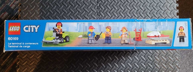 LEGO CITY 60169: Cargo Terminal, New & Factory Sealed - photo 5