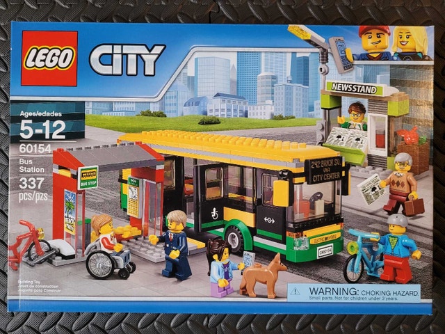 LEGO CITY 60154: Bus Station, New & Factory Sealed, Retired RARE