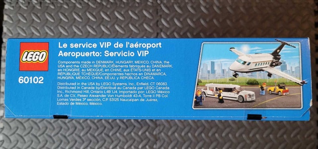 LEGO CITY 60102: Airport VIP Service, New & Factory Sealed, Rare - photo 4