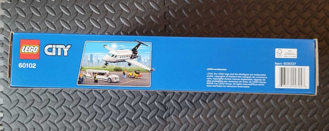 LEGO CITY 60102: Airport VIP Service, New & Factory Sealed, Rare - photo 5