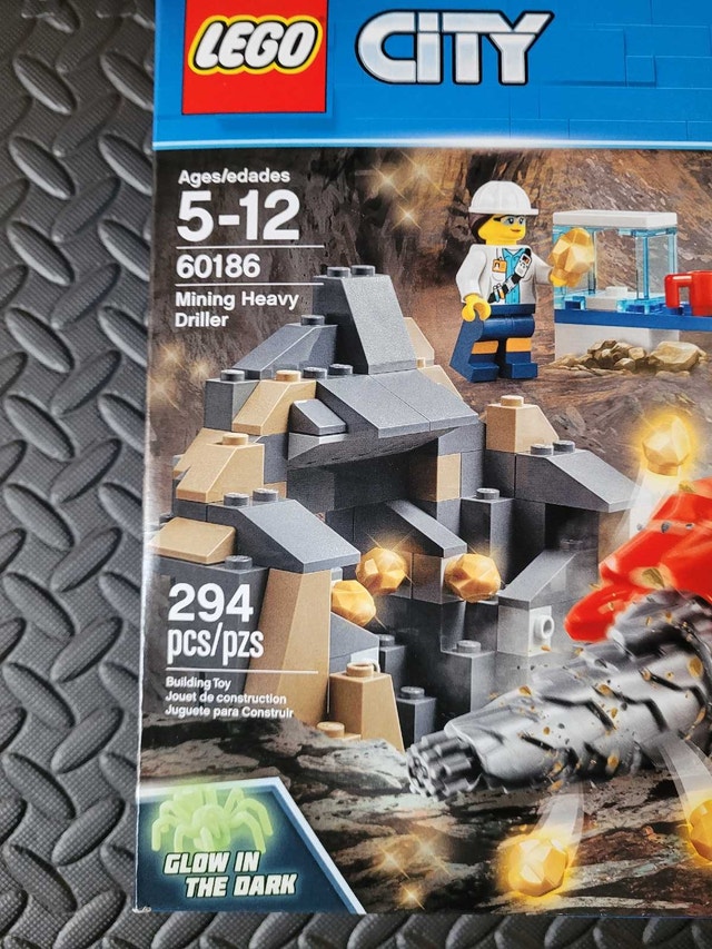 LEGO CITY 60186: Mining Heavy Driller New & Factory Sealed, Rare - photo 2