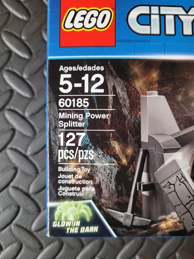 LEGO CITY 60185: Mining Power Splitter, New and Factory Sealed - photo 2