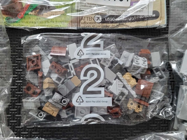 LEGO Angry Birds Movie King Pig's Castle - Sealed Bags, No Box - photo 5