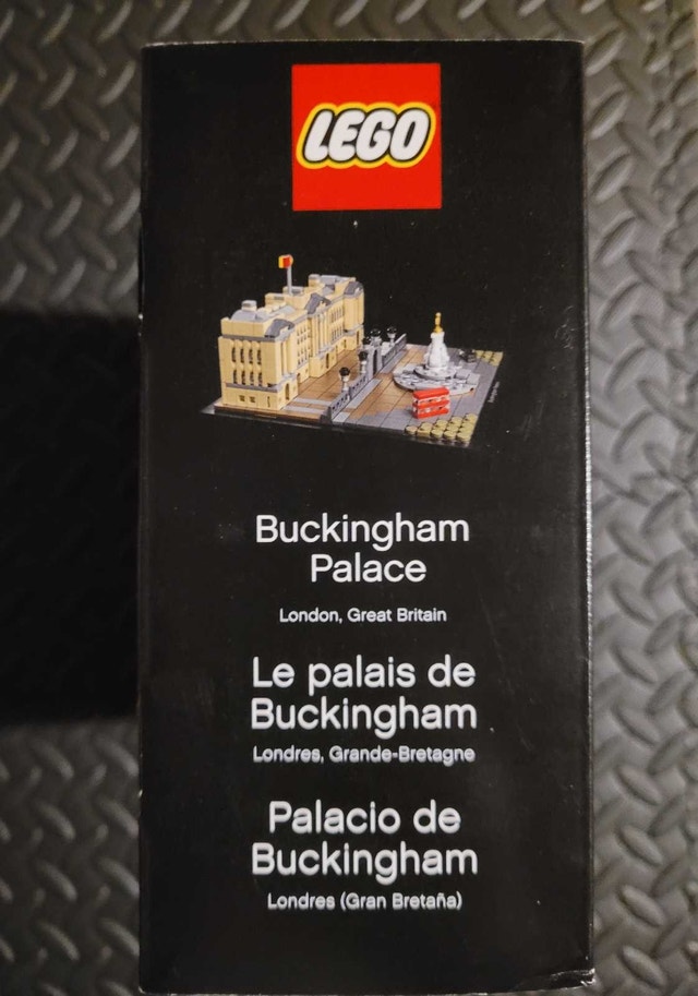 LEGO Architecture 21029 Buckingham Palace, New & Factory Sealed - photo 4