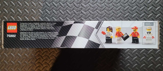 LEGO Speed Champions Ferrari FXX K & Development Center 75882 - photo 4