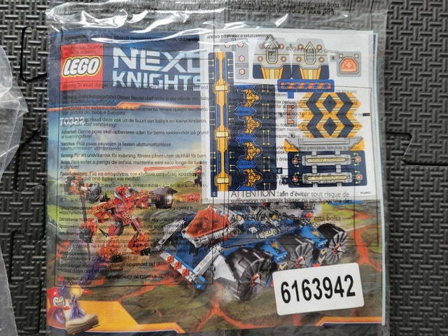 LEGO Nexo Knights 70322: Axl's Tower Carrier, Sealed Bags NO BOX - photo 2