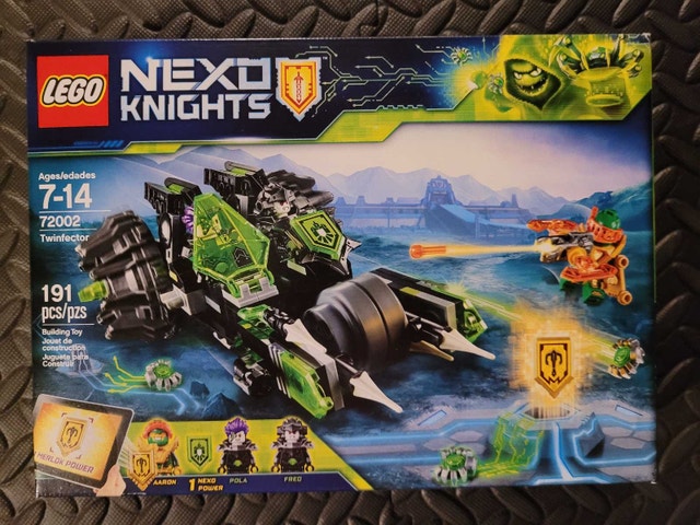 LEGO NEXO KNIGHTS 72002: Twinfector, New & Factory Sealed