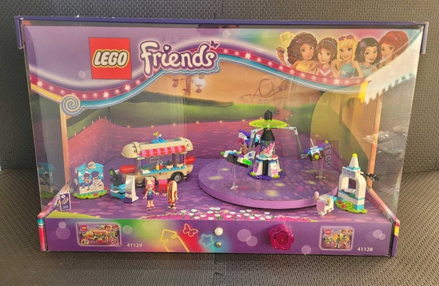 LEGO Friends Store Display with Working Lights and Sounds!