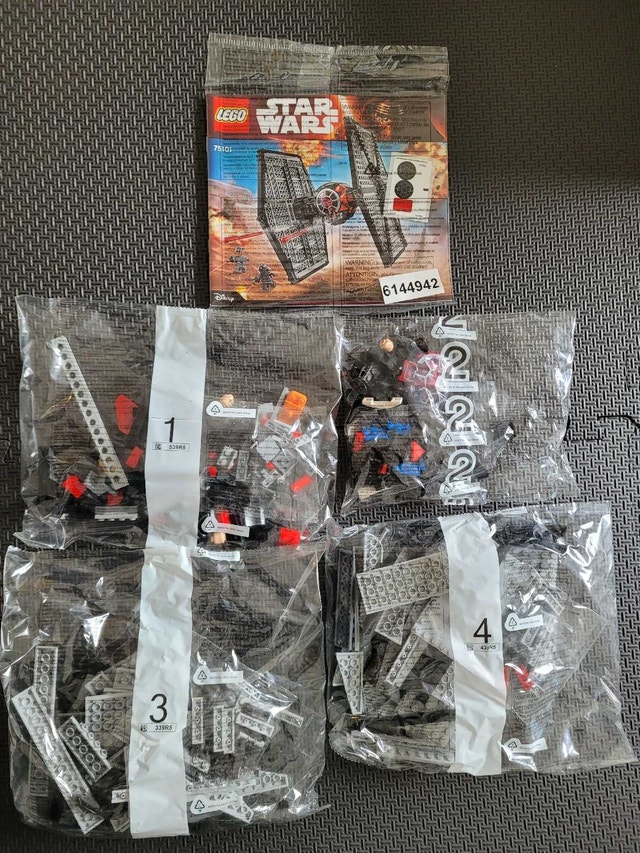 LEGO Star Wars 75101: First Order Special Forces Tie Fighter