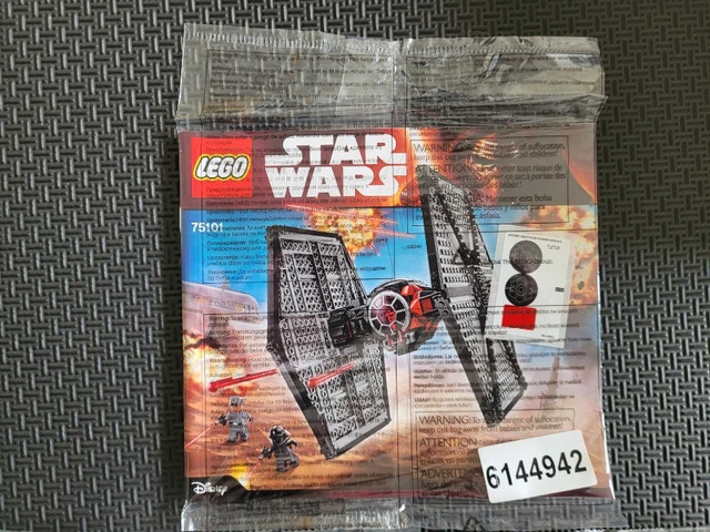 LEGO Star Wars 75101: First Order Special Forces Tie Fighter - photo 2