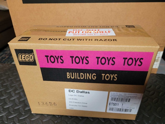 LEGO Batman Movie Series 1 Minifigures Sealed Box (60 Packs)