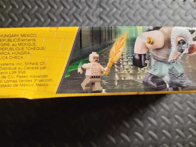 LEGO Batman Movie 70914: Bane Toxic Truck Attack, New Sealed - photo 5