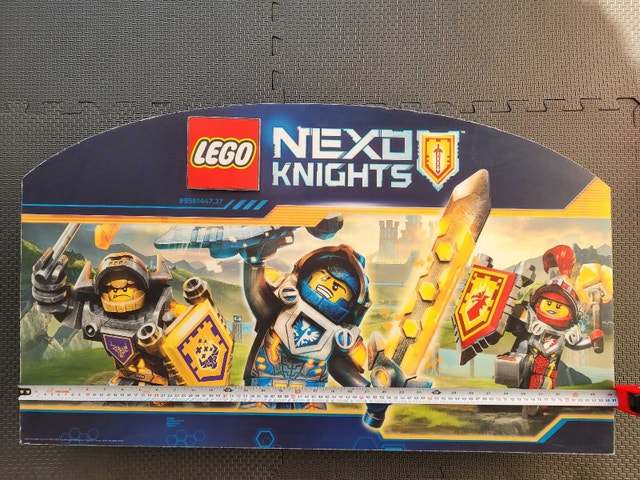 LEGO NEXO KNIGHTS Store Foamboard Sign, 87cm X 51cm VERY RARE - photo 4
