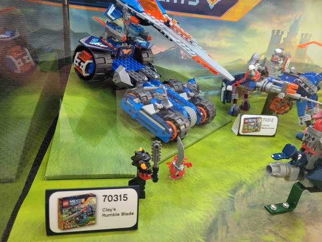 LEGO Nexo Knights 70312,70314,70315 Store Display Working Lights - photo 4
