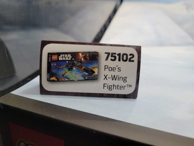 LEGO Star Wars 75102 Poe's X-Wing Fighter 2015 Store Display - photo 5