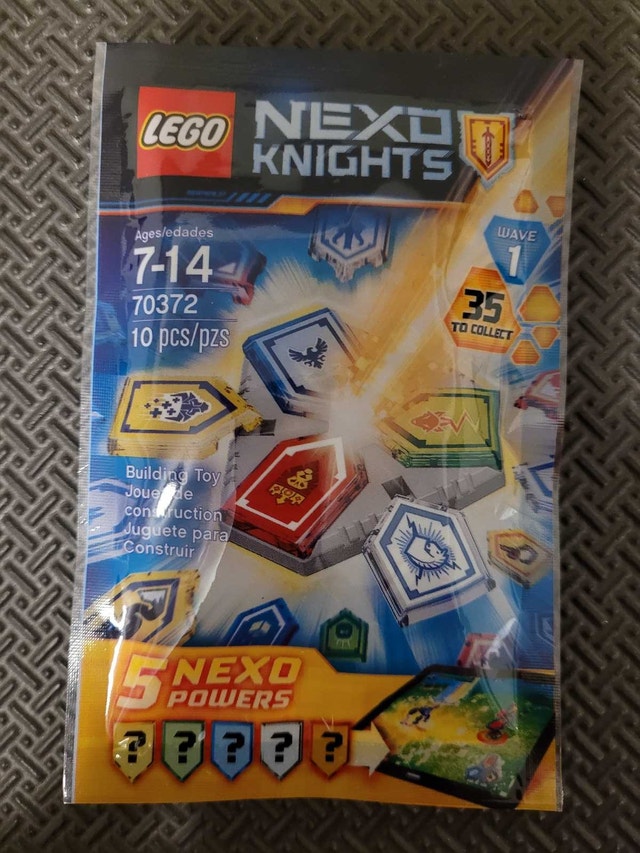 LEGO Nexo Knights 70372 Combo Powers Blind Bag