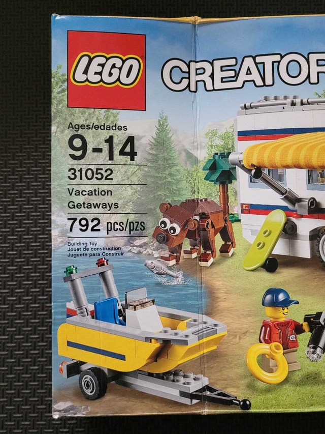 LEGO Creator 3-in-1 31052: Vacation Getaways, New & Sealed - photo 2