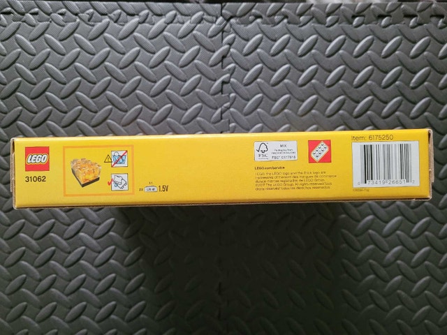 LEGO Creator 3-in-1 31062: Robo Explorer, New & Factory Sealed - photo 5