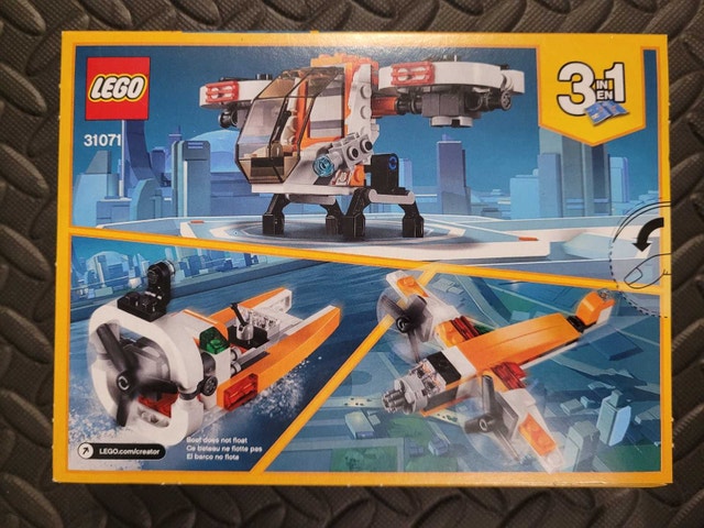 LEGO CREATOR 31071: 3 in 1 Drone Explorer, New & Factory Sealed - photo 2