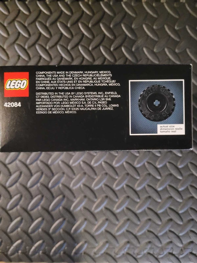 LEGO TECHNIC 42084: Hook Loader, New And Still Factory Sealed - photo 3